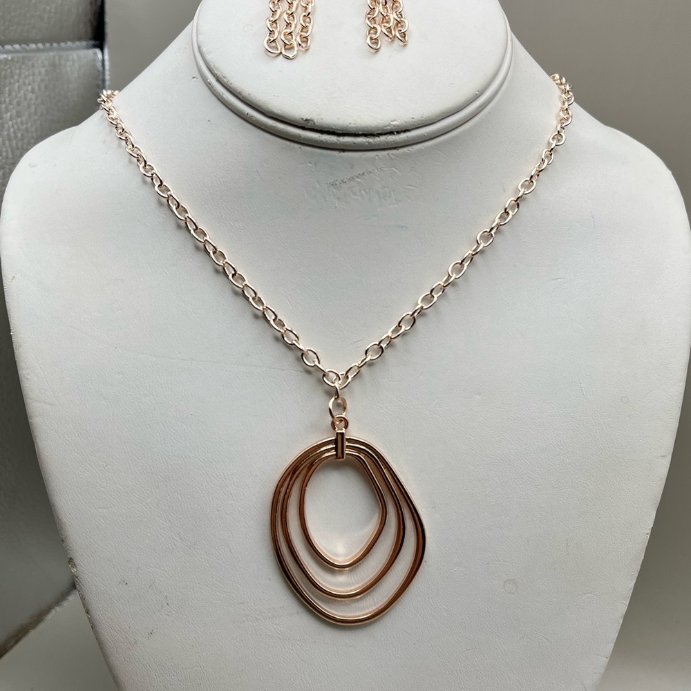 Elegant Rose Gold Layered Necklace and Earring Set